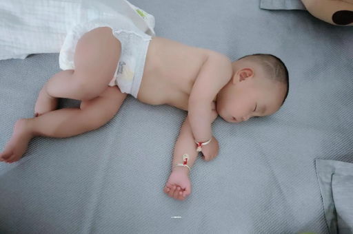 澧县三个月宝宝身高体重